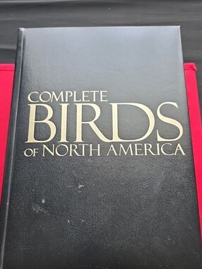 Complete Birds of North America - Black Hardcover Field Reference